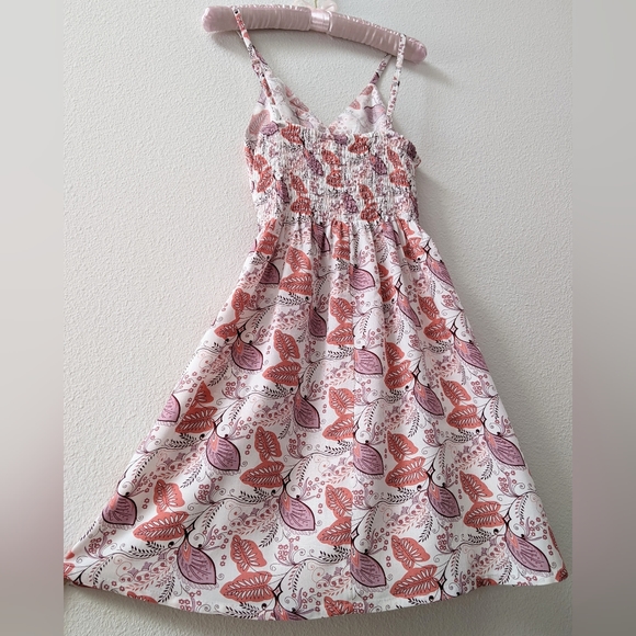 NWOT Hawaiian coral & white floral print smocked rayon dress size Medium - Picture 2 of 6